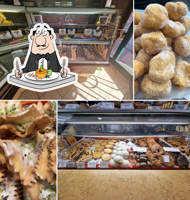 Platti al Pasticceria Bar Gelateria Merlini