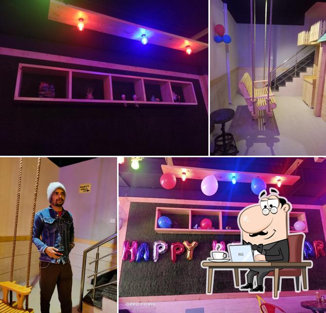 The interior of Hello Food