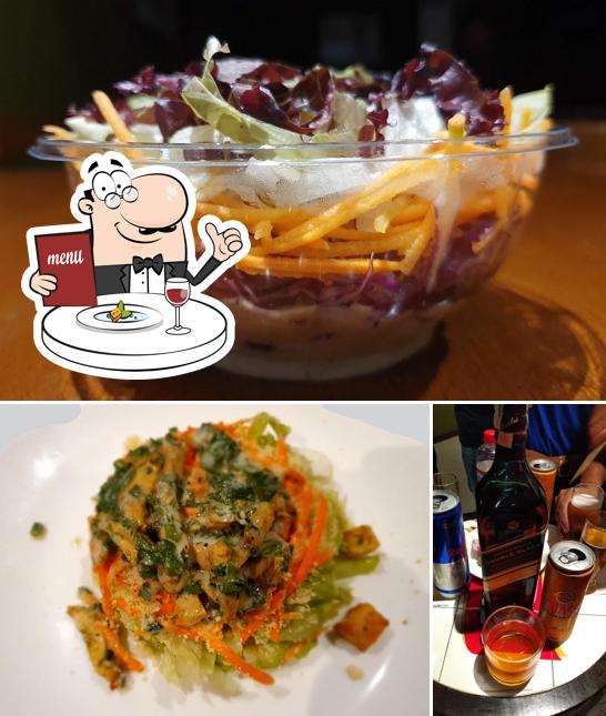 Esta é a ilustração mostrando comida e cerveja no RESTAURANTE TERRACO