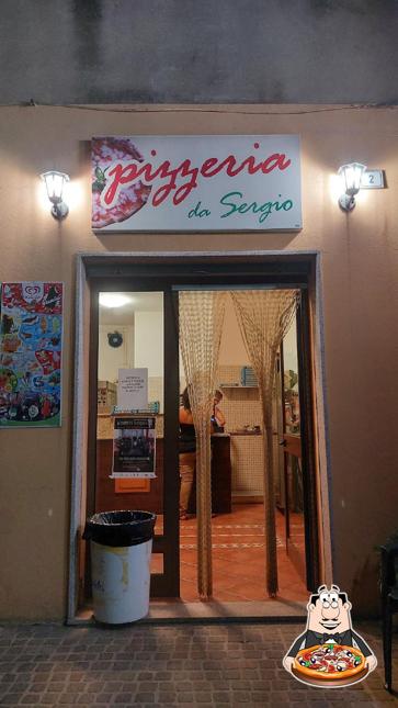 Scegli tra le svariate varianti di pizza
