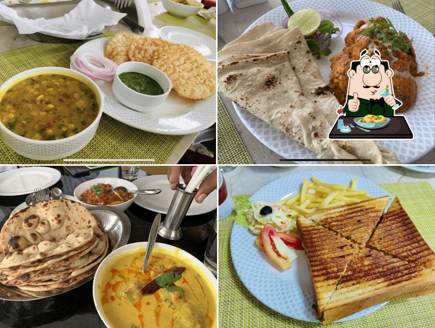 Food at Jupiter Hospital Restaurant