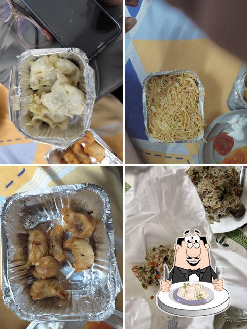 Dumplings at THE TRAFFIC JAM By Darjeeling Momo