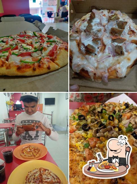 Get pizza at Romnik Pizza