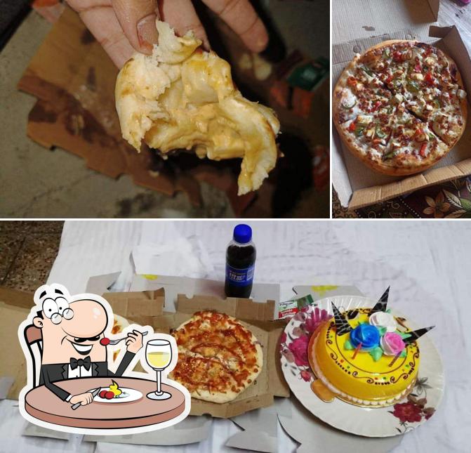 Food at Pizza Cafe