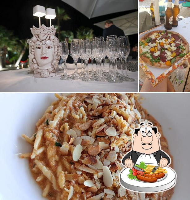 Esagono Beach Club si caratterizza per la cibo e interni