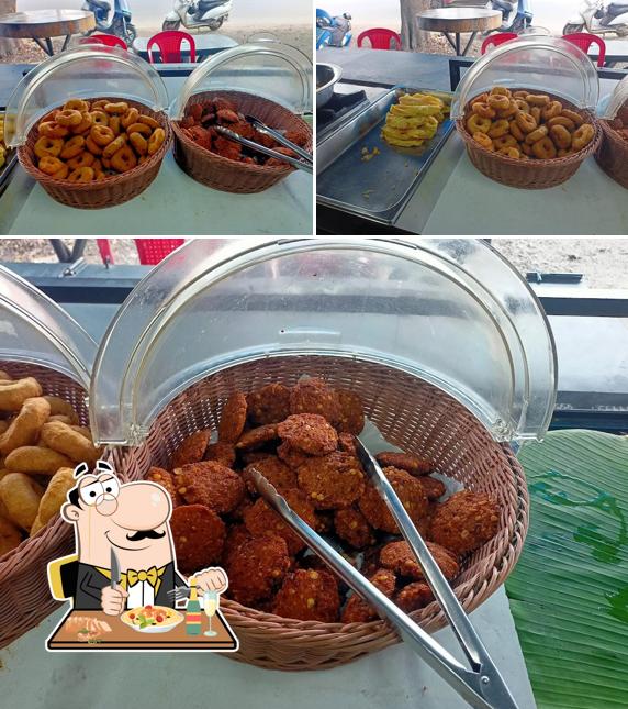 Food at Perumal Sweets and Frys