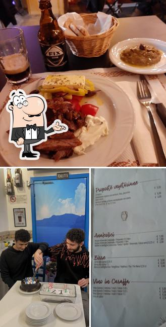 Siediti a un tavolo di Tavernaki Bologna