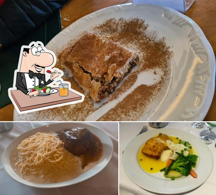 Platos en Dona Derna