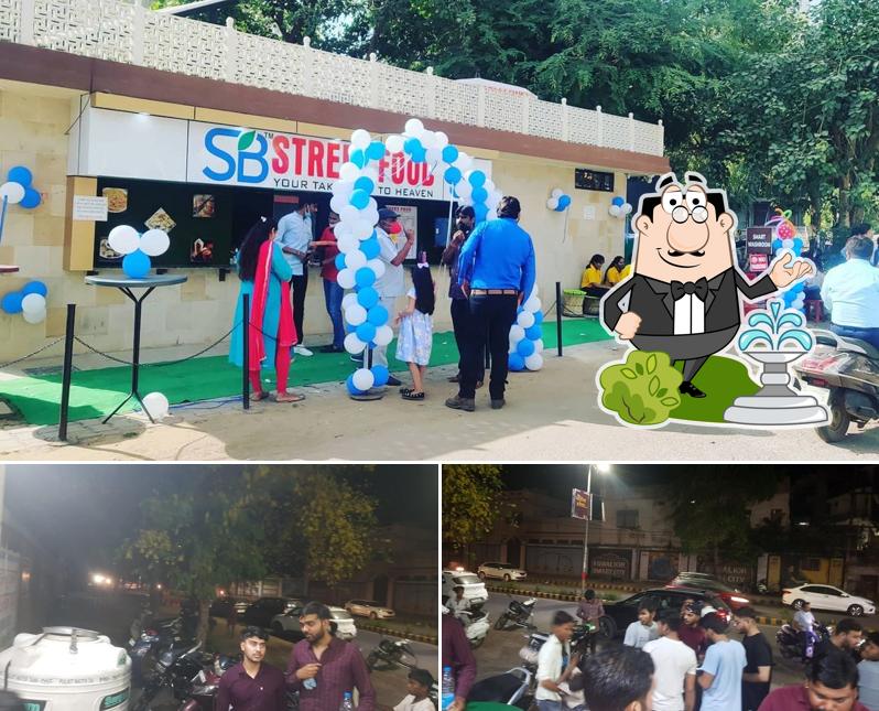 Check out how SB Street Food looks outside