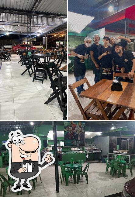 Veja imagens do interior do ELSON LANCHES