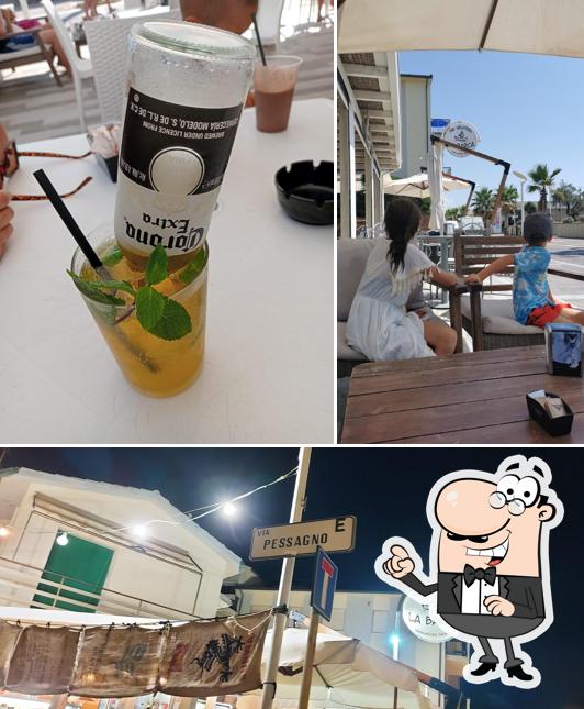 Gli esterni di La barca bar gelateria