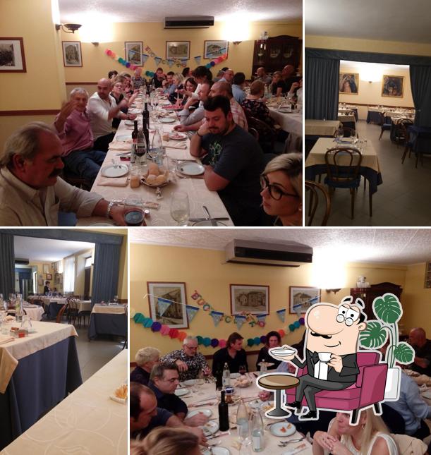 Siediti a un tavolo di Trattoria Antica Corte