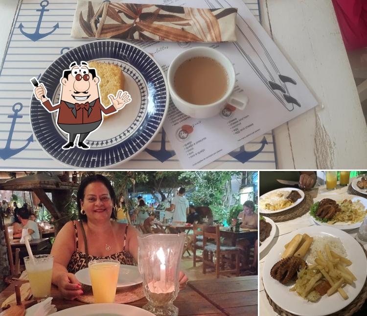 A comida e interior do restaurante