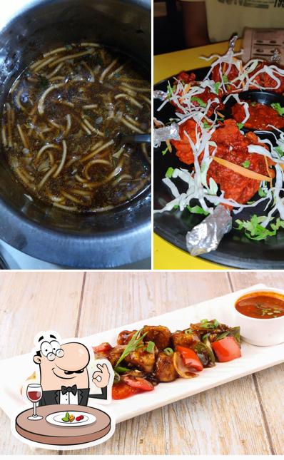 The photo of Big Bite Chinese Family Restraunt and Food Court’s food and beverage