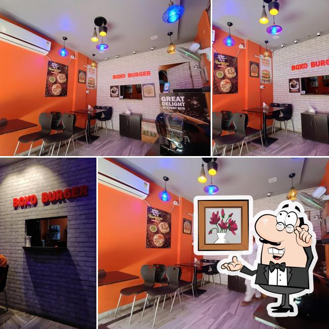 Check out how Boxo Burger Unnao looks inside