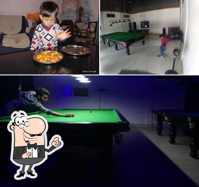 The picture of interior and food at Friends Game-On