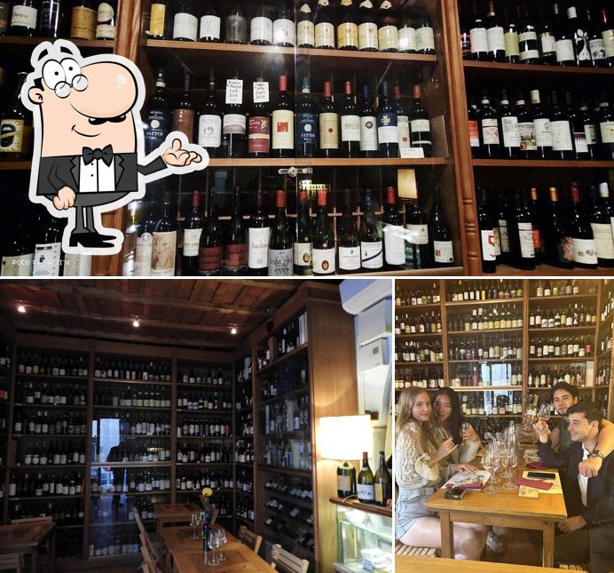 Dai un'occhiata agli interni di L'Angolo divino