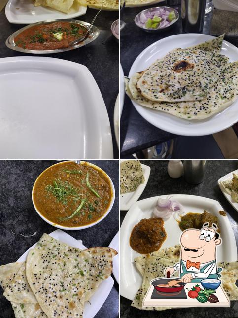 Chicken curry at Roshan Dhaba