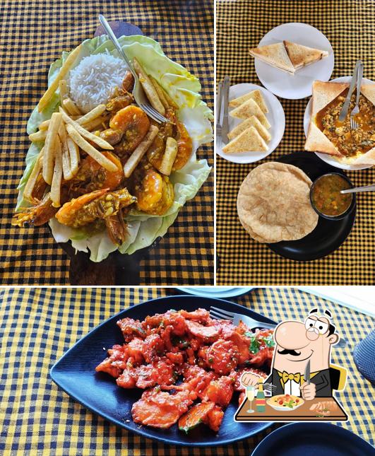 Meals at Leo's Roar Bar & Restaurant