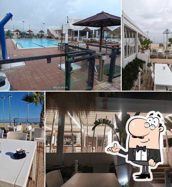 Gli interni di Niki Beach Club