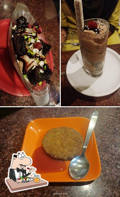 Chocolate mousse at Sun Shines Ice Creams