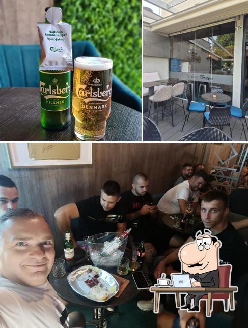 Dai un’occhiata alla immagine che presenta la interni e bevanda di Caffe Bar Bravo