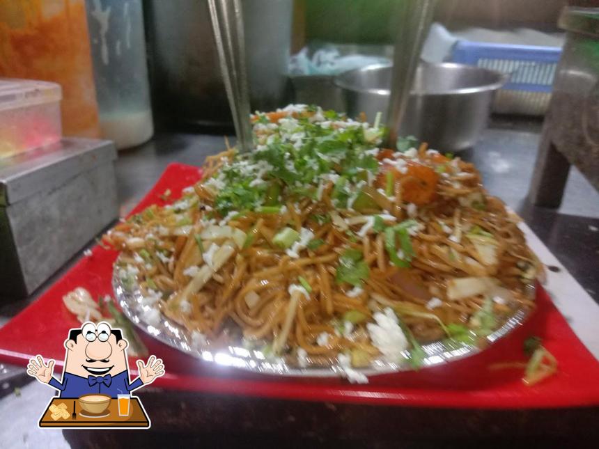 Pad thai at LAKHNAWI momos