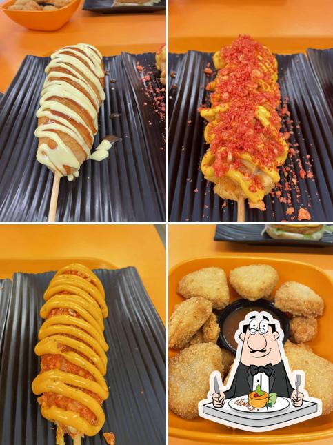 Food at Pull Hands Corn Dogs