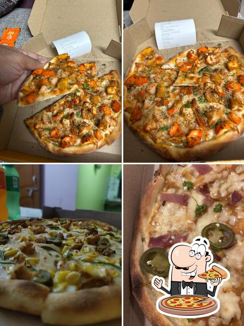 Try out pizza at Crusto's - Cheese Burst Pizza