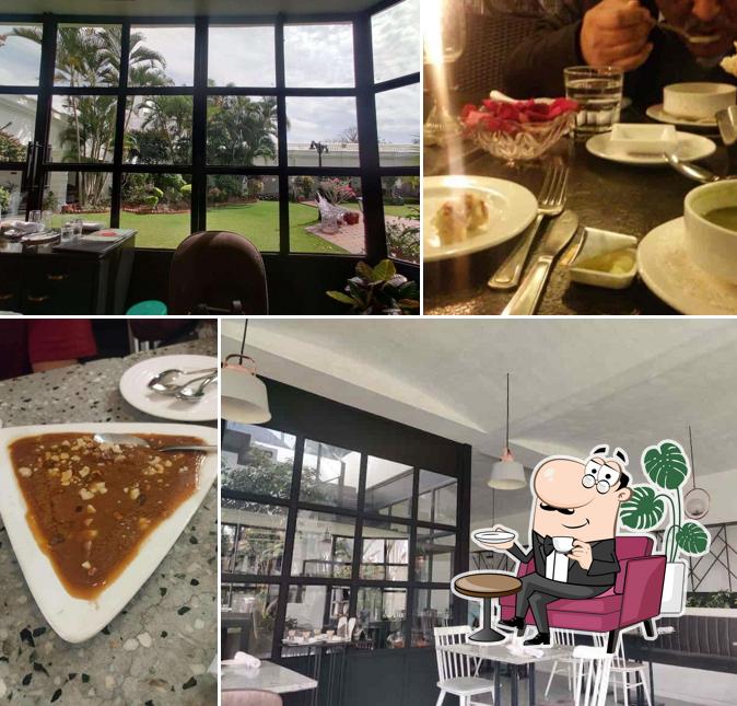 Check out how Under The Mango Tree - Jehan Numa Palace looks inside