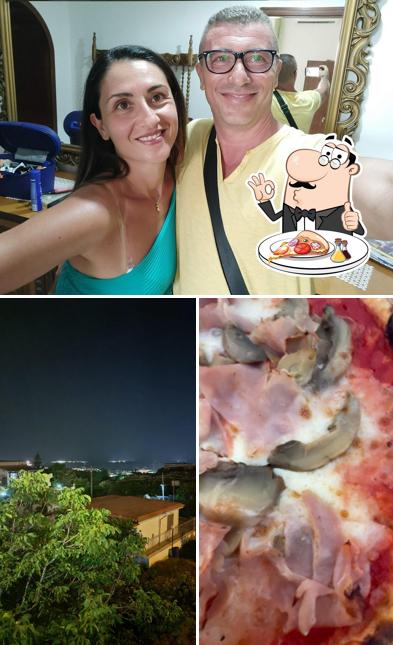 Ordina una pizza a Pizzeria Le Querce di Mamre