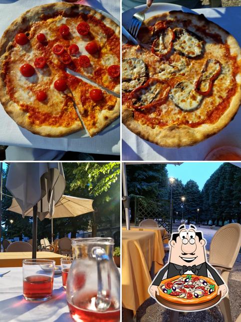 Scegli una pizza a Pizzeria Trattoria Il Giardino