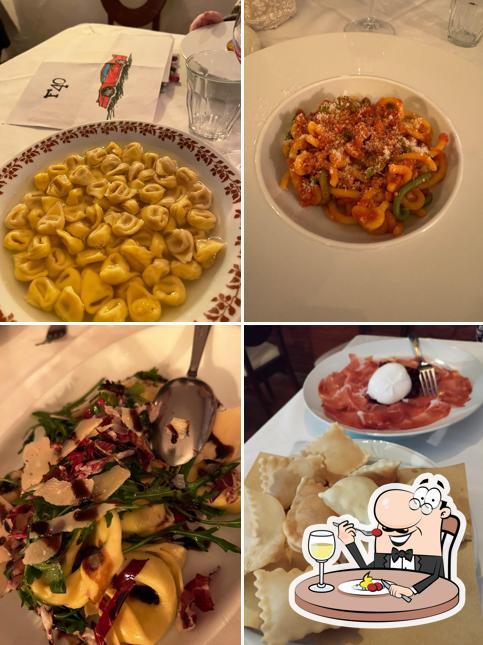 Cibo al Taverna dei Servi