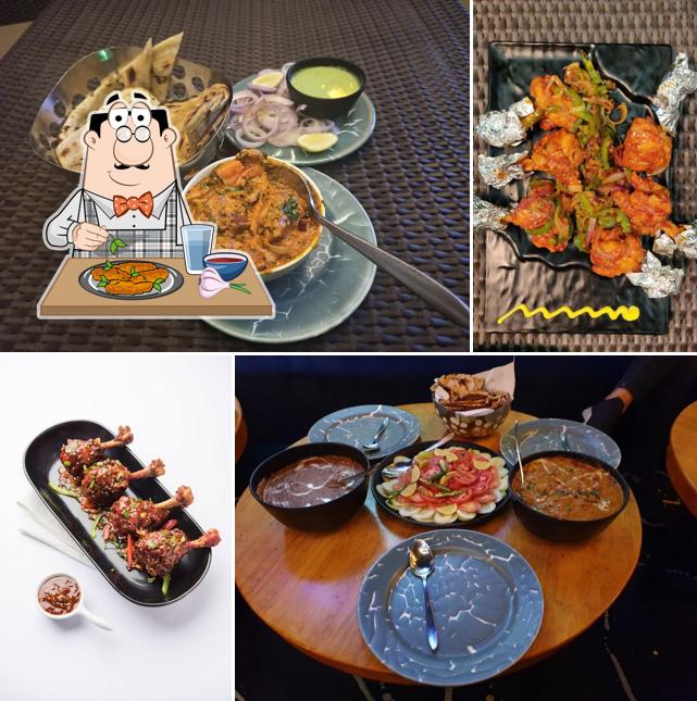 Chicken wings at Moire Cafe Lounge & Bar