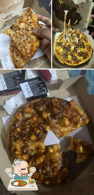 Food at MOJO Pizza - 2X Toppings