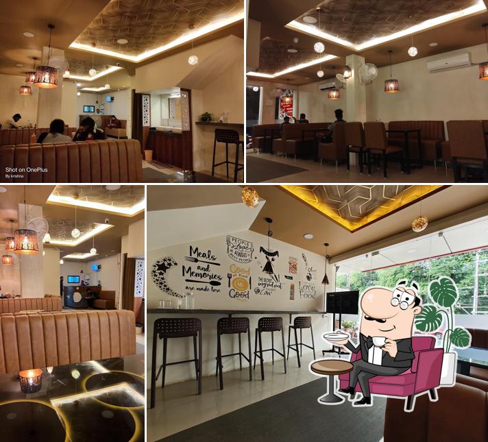 Moon Treat Restaurant