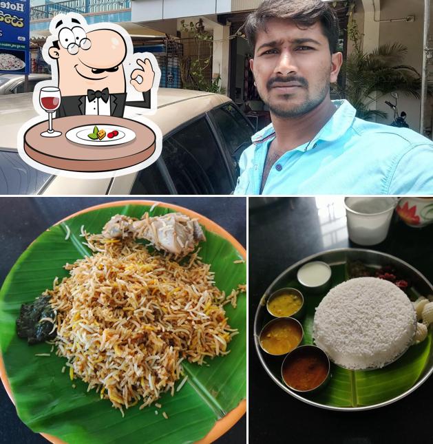 Hotel Ravi Ruchulu is distinguished by food and exterior