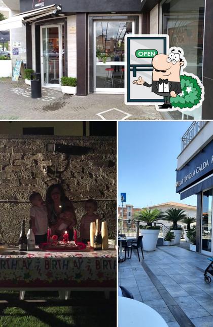 Puoi goderti l'aria fresca da seduto all'esterno di Bar Marrocco