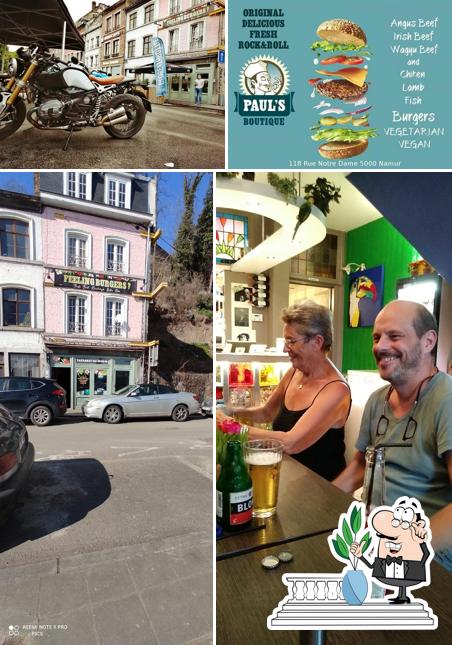 Jetez un coup d’œil à quoi ressemble Paul's Boutique /Feeling Burgers? à l'extérieur