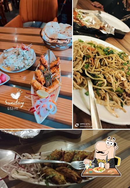 Pad thai at Marina Family Restaurent