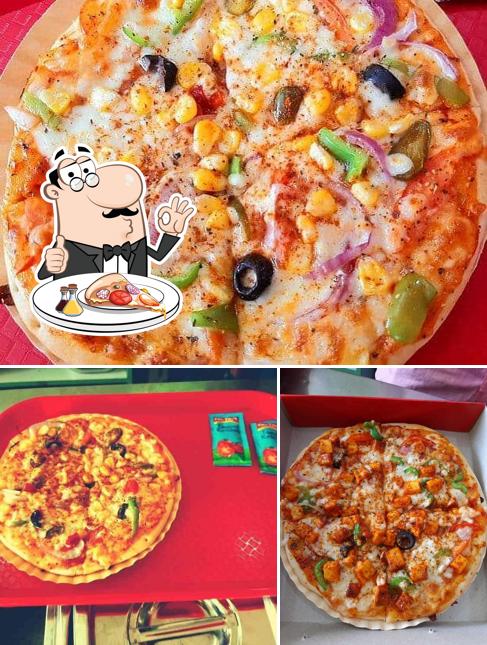 Order pizza at TTastryy