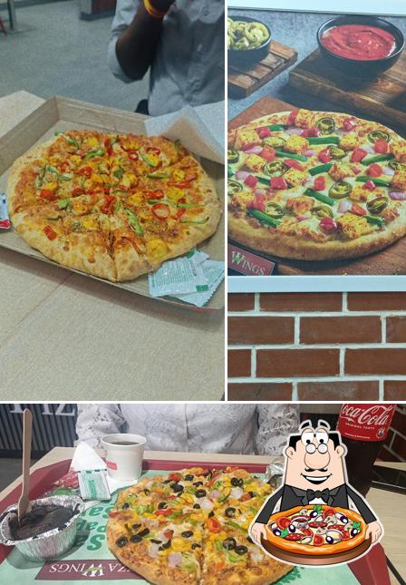 Pick pizza at Pizza Wings Bareilly Pick pizza at Pizza Wings Bareilly