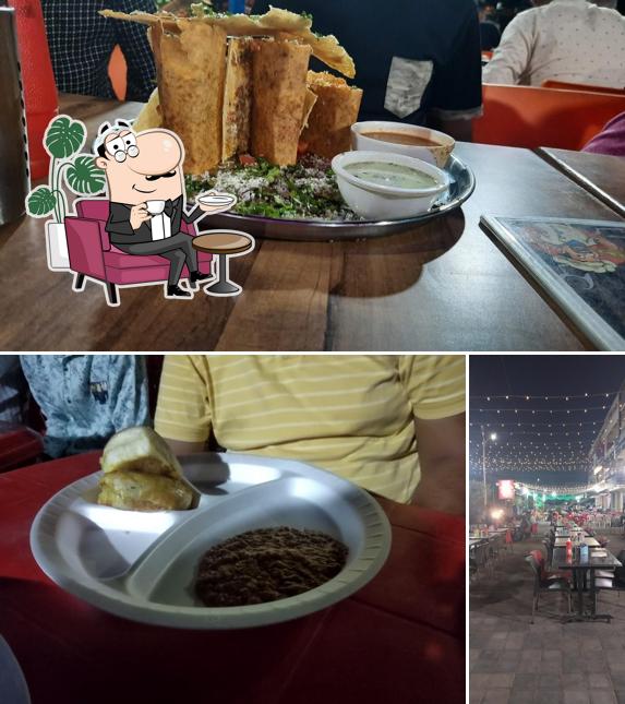 Check out how Surati Bhajipav looks inside