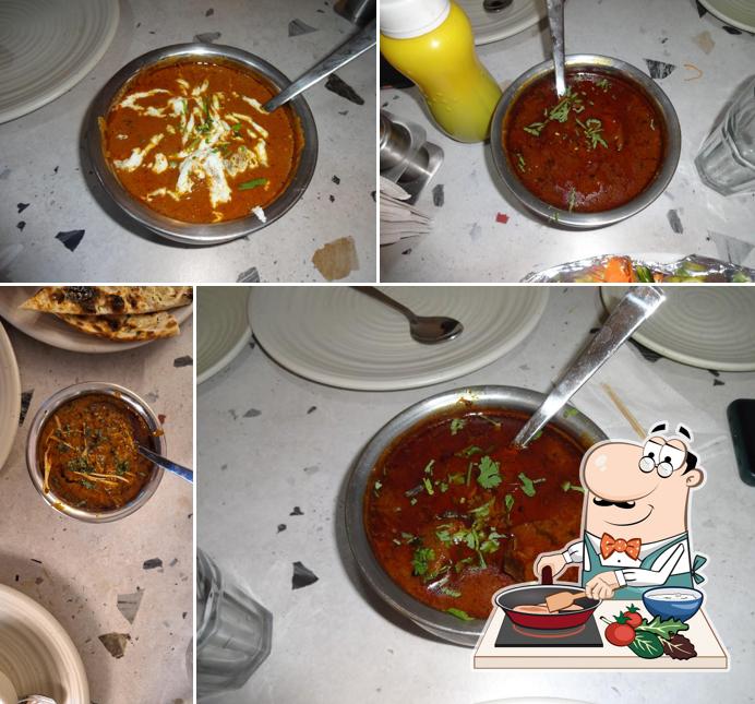 Chicken curry at Hakeem restaurant