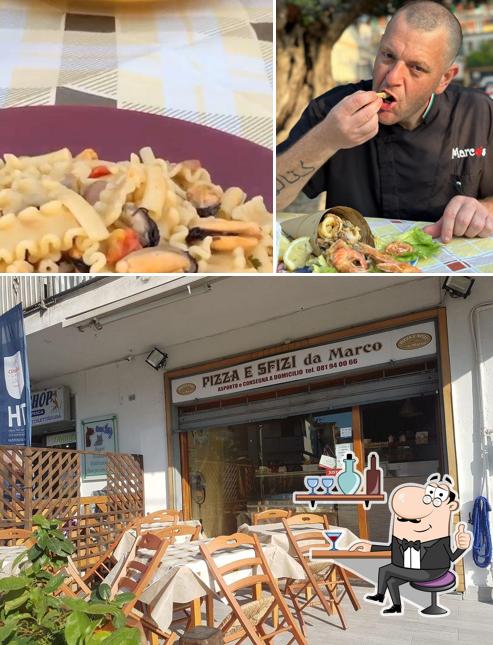 Questa è la foto che mostra la interni e bevanda di Marco's pizza imperiale