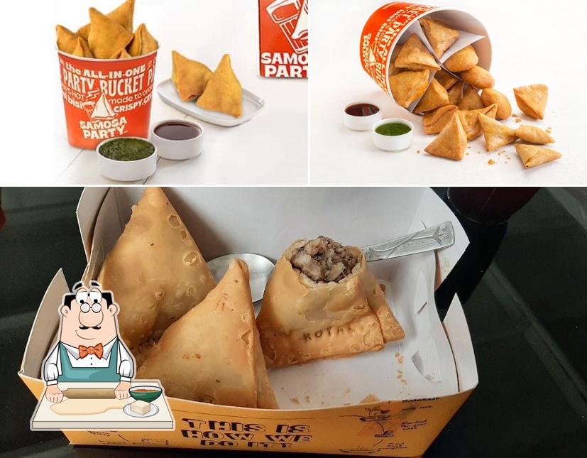Samosa at Samosa Party Sector 56