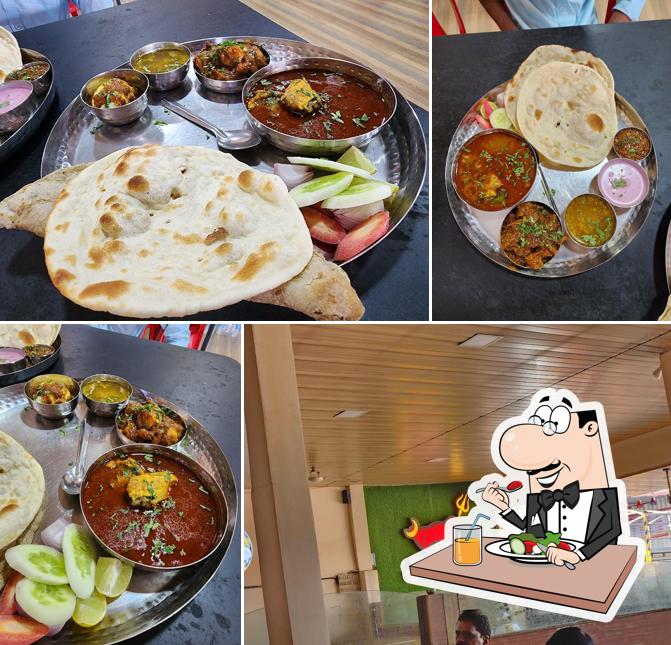 Meals at Hotel Malhar Chul Mutton Khanawal