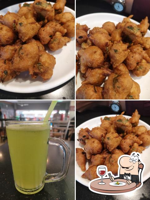 Food at K R Bakery Edakkara