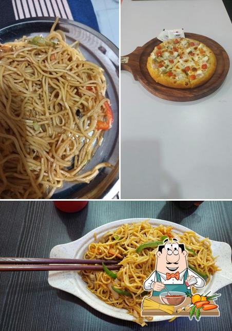 Spaghetti bolognese at Eat 2 Repeat Snack Hut