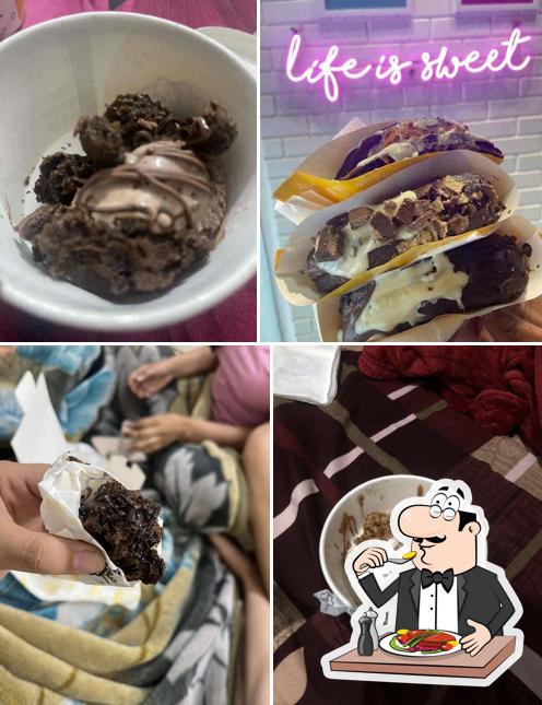 Food at The Belgian waffle co